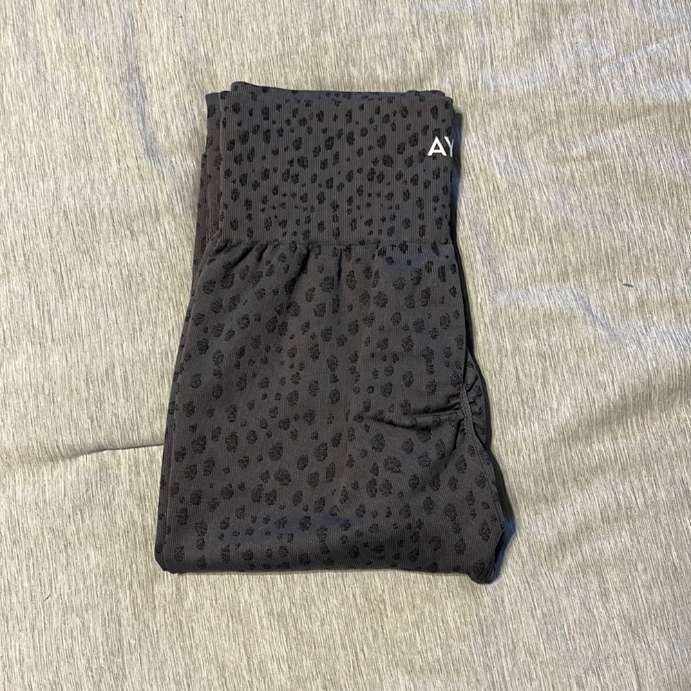 AYBL Evolve Animal Seamless Legging - Medium